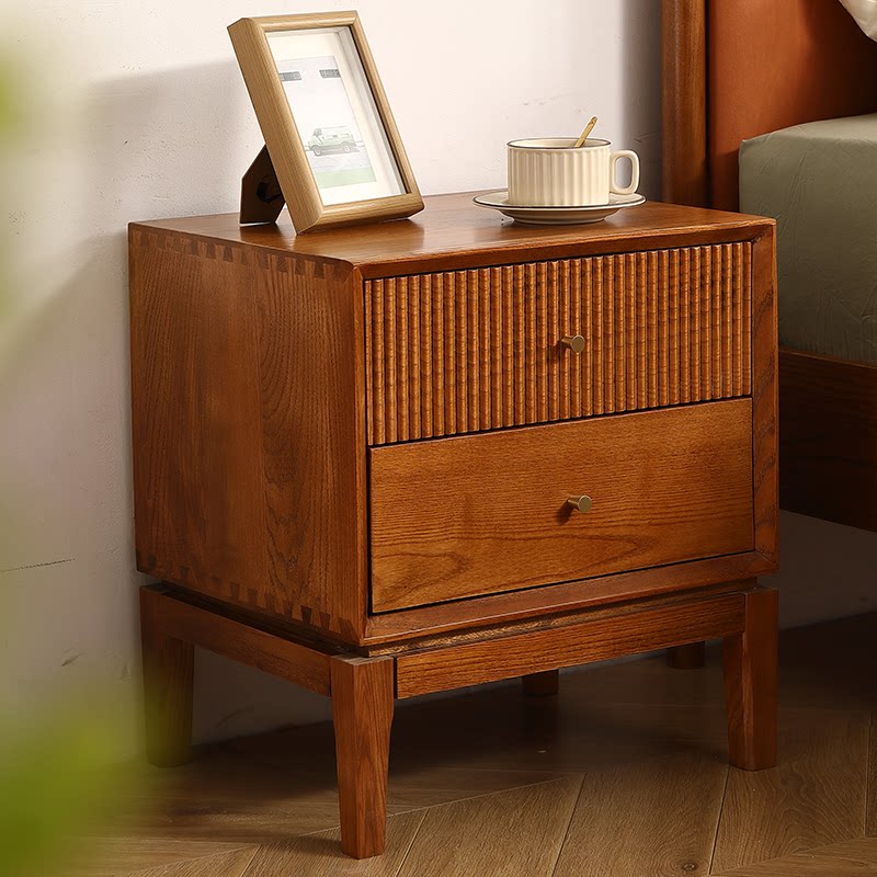 Solid Wood Nightstand 2 Drawers - Retro Masif Ahşap Komodinler, Çekmeceli Depolama